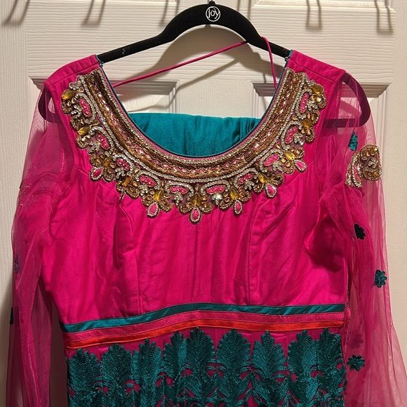 Gorgeous Anarkali with beautiful colors, includes matching pajami and dupatta - Picture 2 of 5